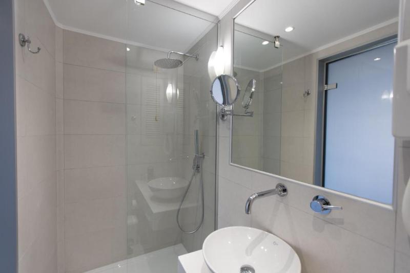 חדר סטנדרט צדדי נוף לים, Anita Beach Hotel  Adults Only