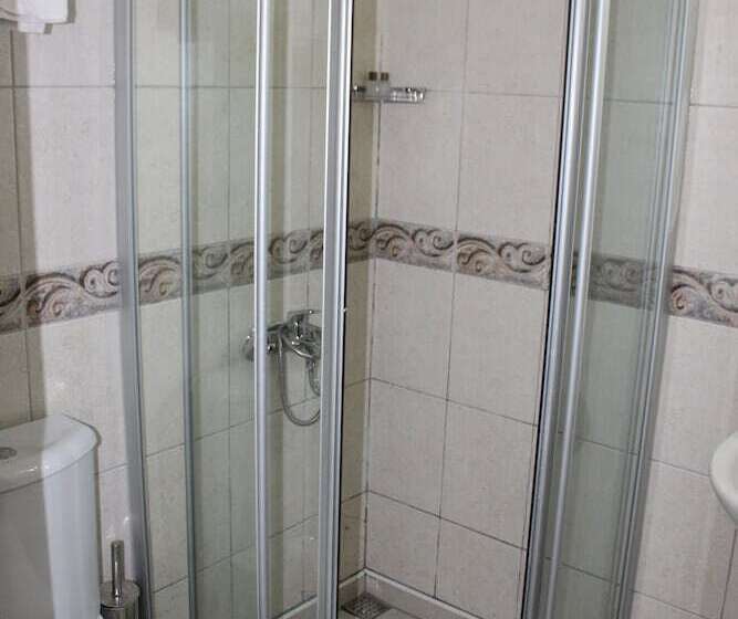 Номер Стандарт, Avlu