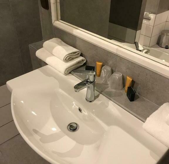 标准间, Continental