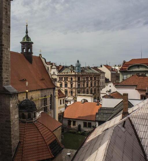 四人标准间, Continental