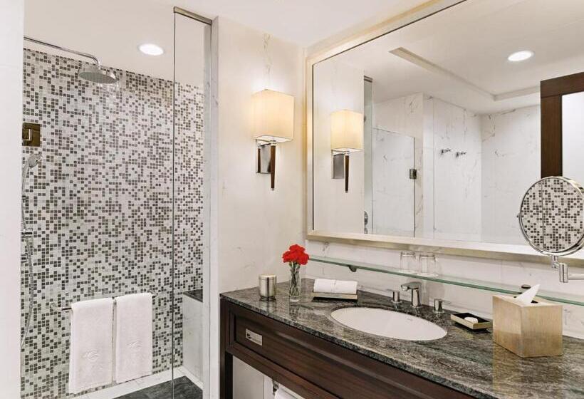 デラックスルーム, Crimson Hotel Filinvest City, Manila