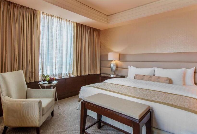 Номер Премиум Индивидуальный, Crimson Hotel Filinvest City, Manila