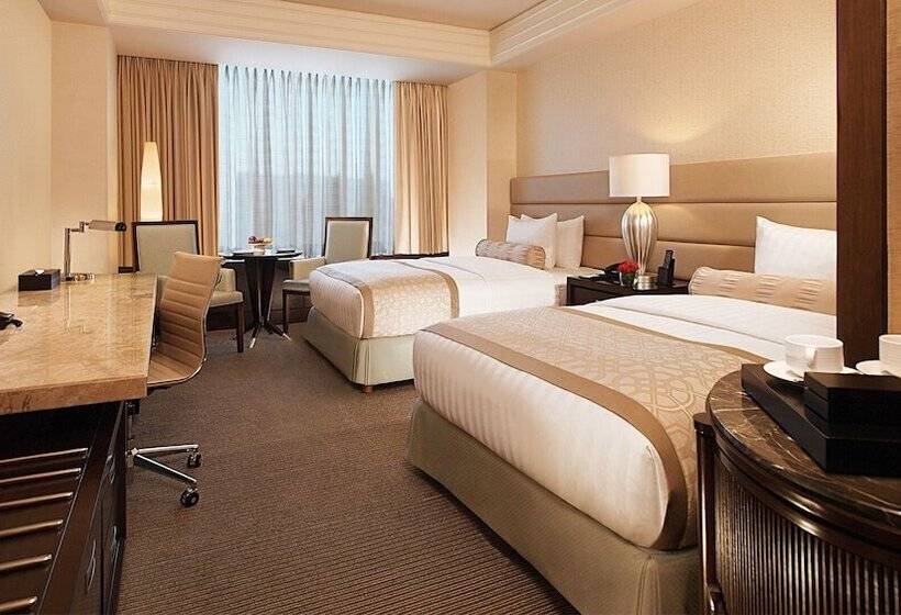 プレミアムルーム, Crimson Hotel Filinvest City, Manila