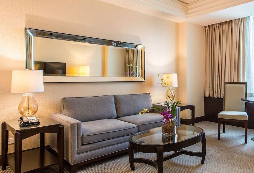 套房, Crimson Hotel Filinvest City, Manila