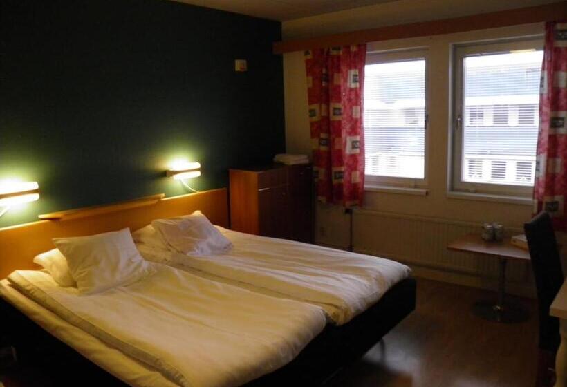 غرفة عائلية, Euroway