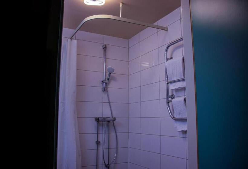 חדר משפחתי, Euroway