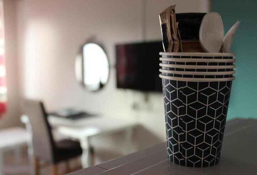 חדר אקונומי יחיד, Euroway