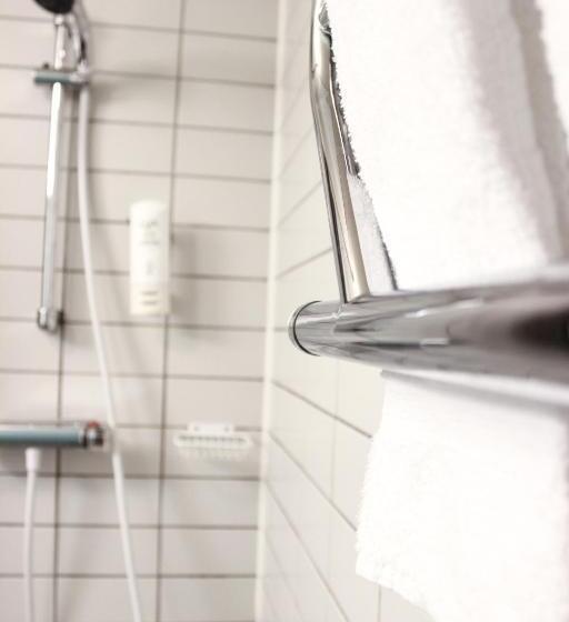 חדר סטנדרט יחיד, Euroway