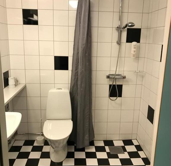 חדר סטנדרט יחיד, Euroway