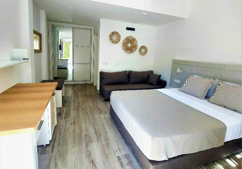 Habitació Triple Estàndard, Gumusluk