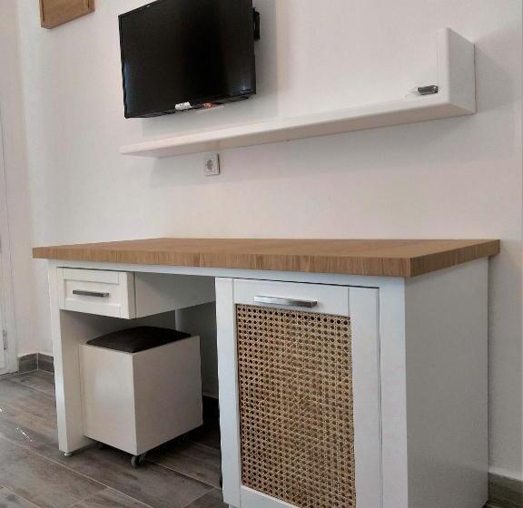 Habitació Estàndard, Gumusluk