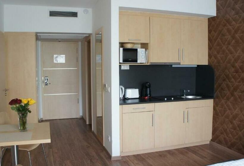 Студио Стандарт с Балконом, Holiday Club Füred