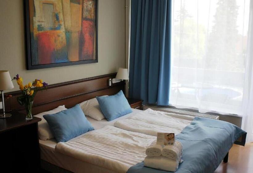 Апартаменты 1 Спальня с Балконом, Holiday Club Füred