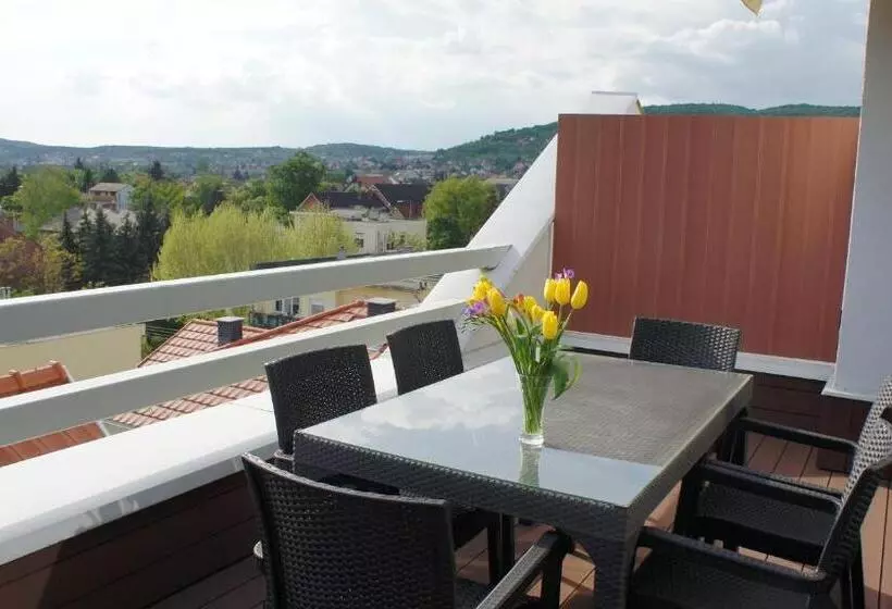 1 Bedroom Penthouse Apartment, Holiday Club Füred