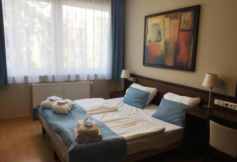 Апартаменты 1 Спальня, Holiday Club Füred