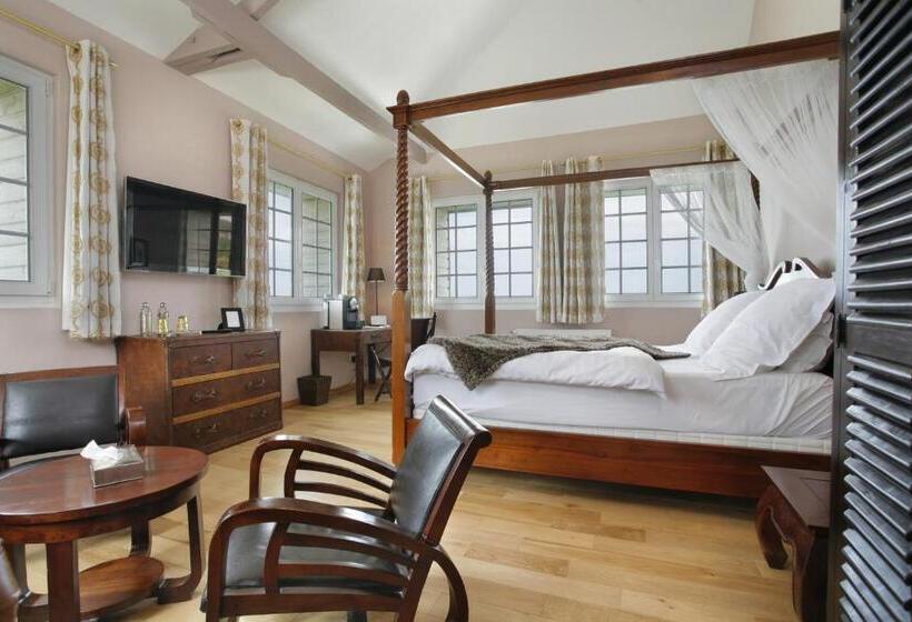 オーシャンビュージュニアスイート, The Originals Hôtel Le Cise Restaurant Chambres Et Suites