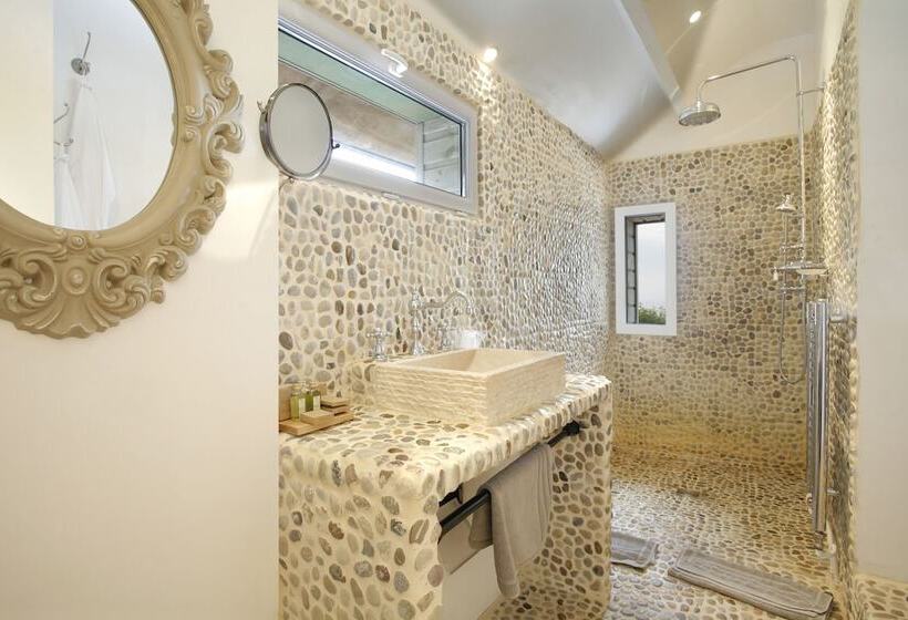 ジュニアスイート, The Originals Hôtel Le Cise Restaurant Chambres Et Suites