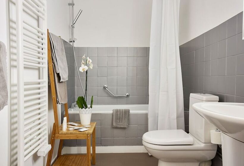 Апартаменты 1 Спальня, The Originals Hôtel Le Cise Restaurant Chambres Et Suites