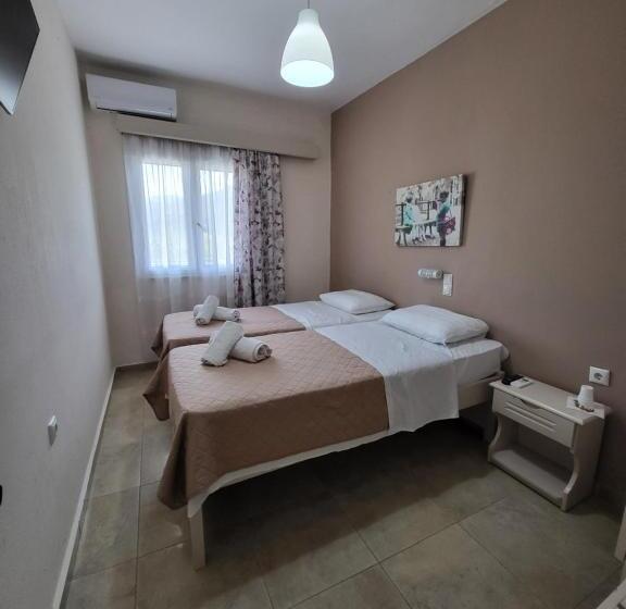 スタンダード４人部屋, Panorama Hotel   Restaurant