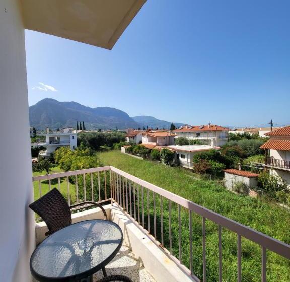 片側に海が見えるデラックスルーム, Panorama Hotel   Restaurant