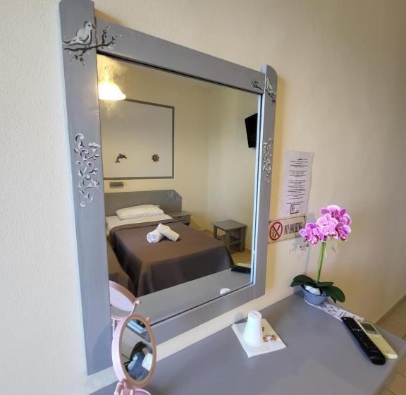 オーシャンビュースタンダードルーム, Panorama Hotel   Restaurant