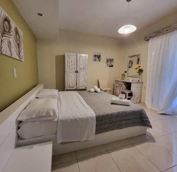 片側に海が見えるデラックスルーム, Panorama Hotel   Restaurant