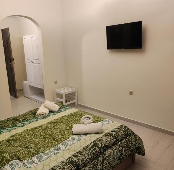 片側に海が見えるデラックスルーム, Panorama Hotel   Restaurant