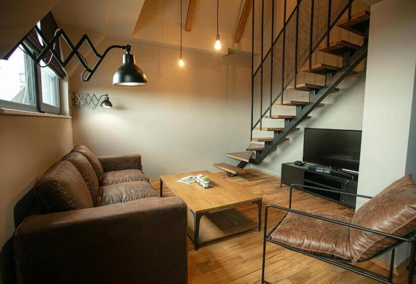 복층 룸, Reverence Boutique