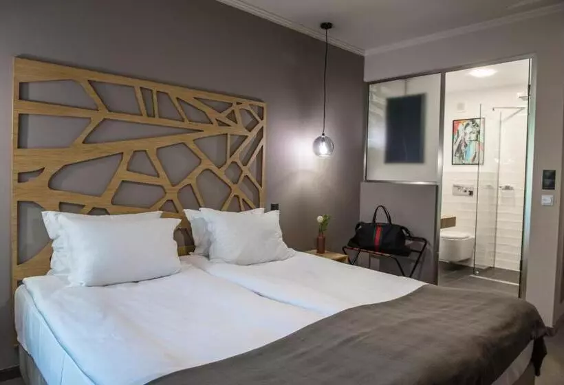 اتاق استاندارد, Reverence Boutique