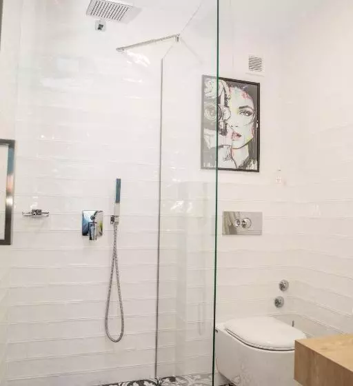 اتاق استاندارد, Reverence Boutique