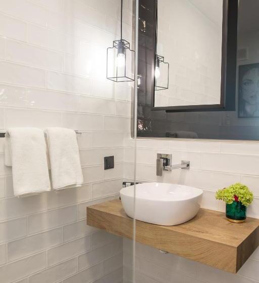 스탠다드 룸, Reverence Boutique