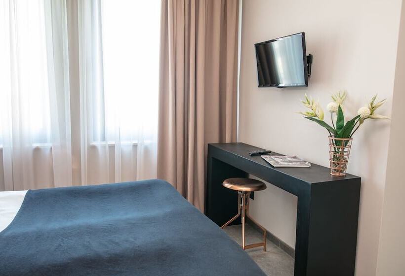 חדר סטנדרט, Reverence Boutique
