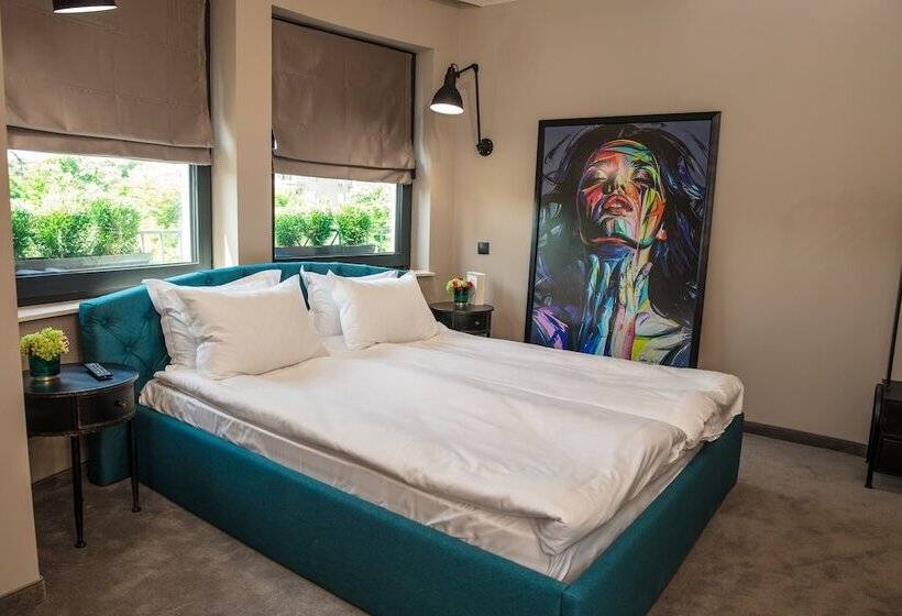 스탠다드 룸, Reverence Boutique