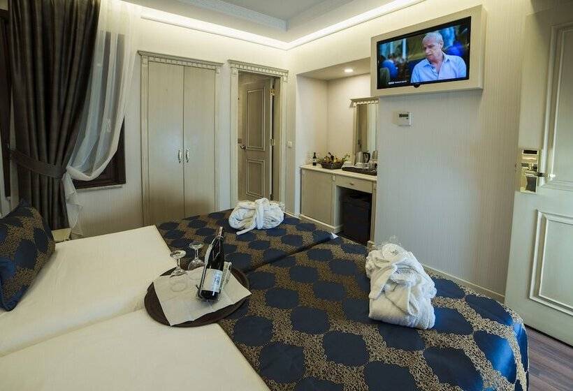 اتاق اکونومی, Sarnic Hotel & Sarnic Premier