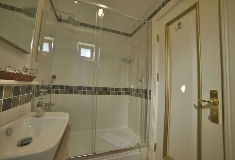 اتاق استاندارد, Sarnic Hotel & Sarnic Premier