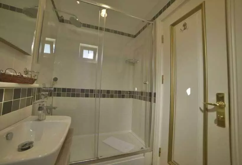 اتاق استاندارد, Sarnic Hotel & Sarnic Premier