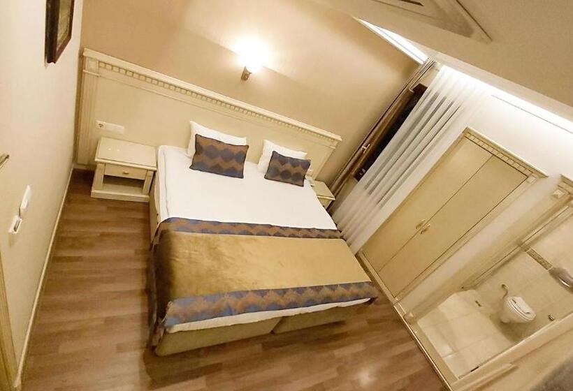 اتاق اکونومی, Sarnic Hotel & Sarnic Premier