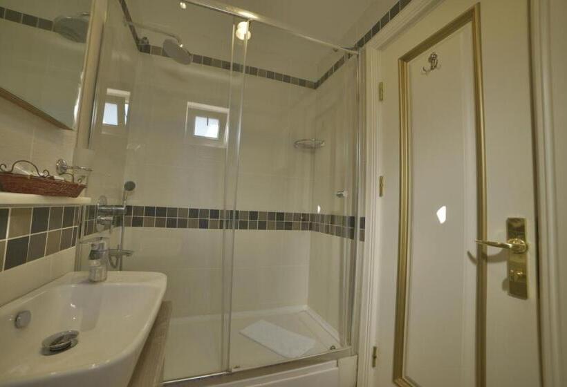 اتاق استاندارد, Sarnic Hotel & Sarnic Premier