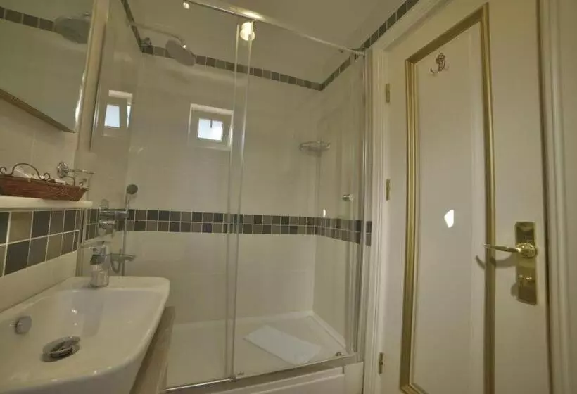 اتاق استاندارد, Sarnic Hotel & Sarnic Premier
