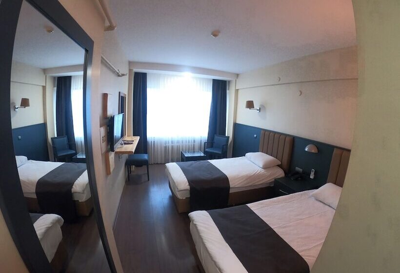 اتاق استاندارد, Si̇mi̇sso