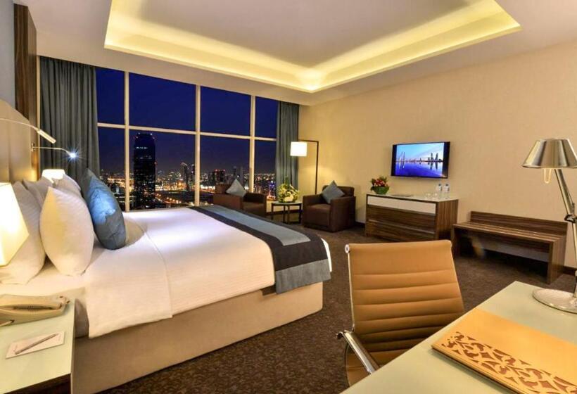 اتاق لوکس با تخت بزرگ, Swiss Belhotel Seef Bahrain