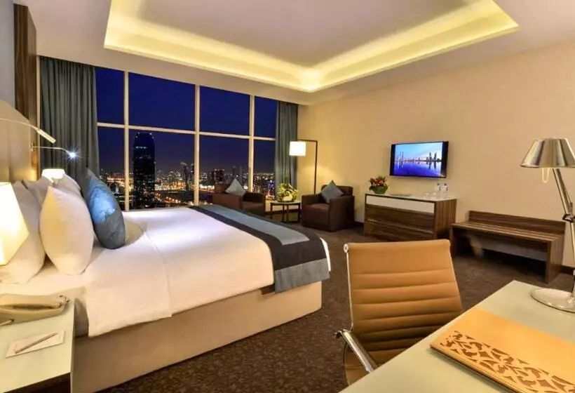 キングサイズベッドのデラックスルーム, Swiss Belhotel Seef Bahrain