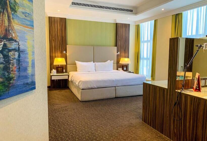 اتاق سوپریور با تخت بزرگ, Swiss Belhotel Seef Bahrain