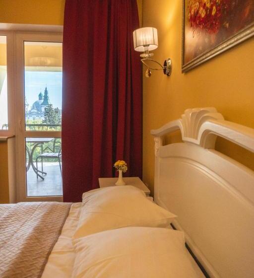 سوئیت جونیور خانوادگی, Ternopil