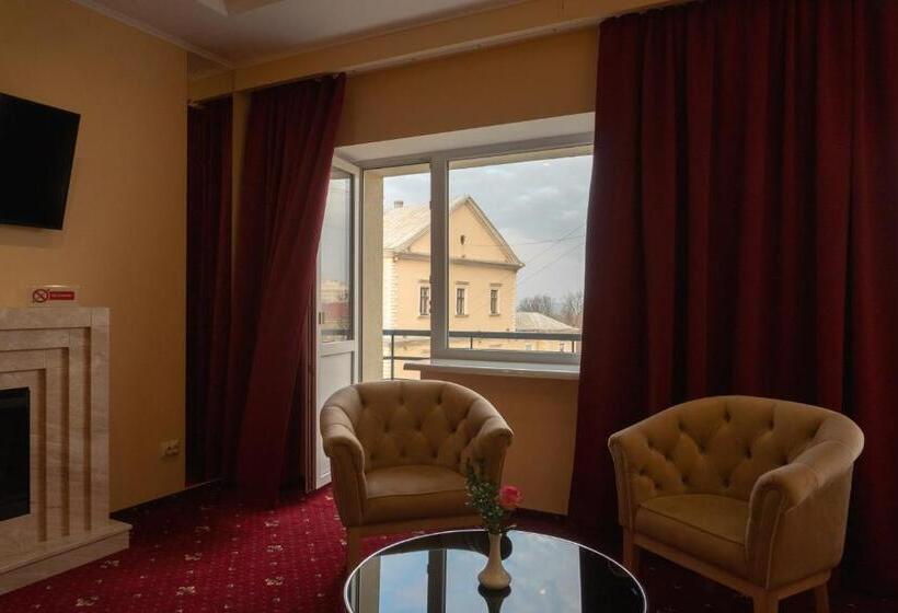 سوییت جونیور, Ternopil