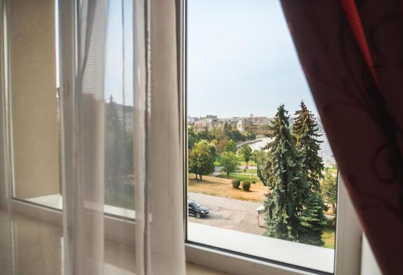 سوییت جونیور, Ternopil