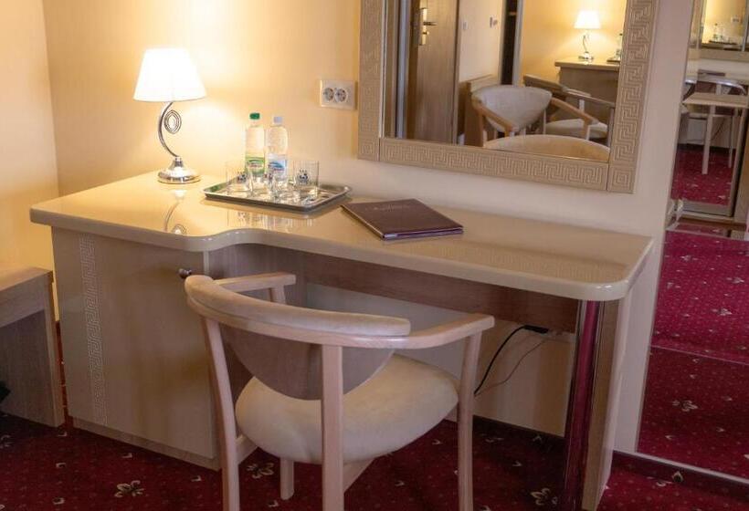 سوییت جونیور, Ternopil