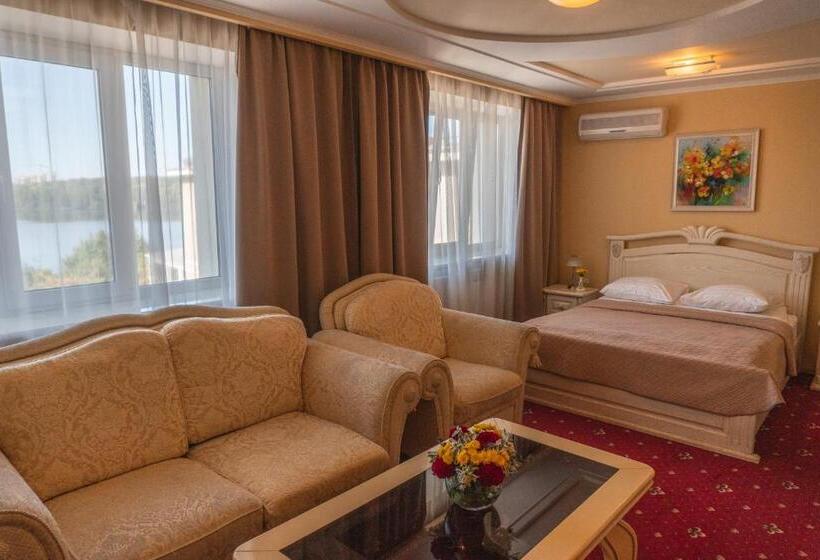 سوییت جونیور, Ternopil