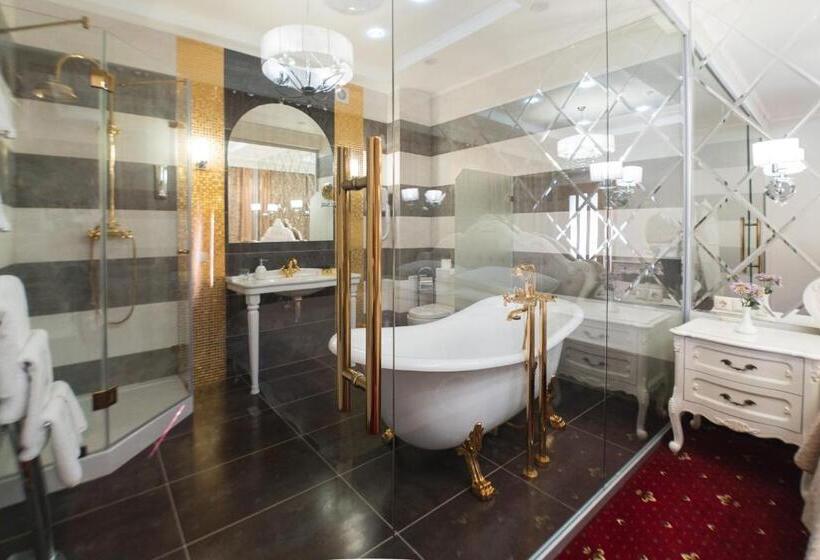 1 Bedroom Apartment Lake View, Ternopil