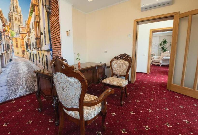 1 Bedroom Apartment Lake View, Ternopil